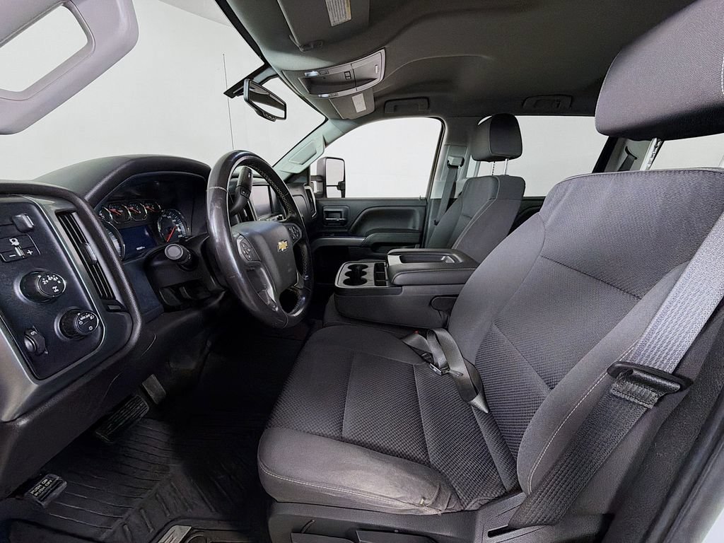 Used 2018 Chevrolet Silverado 3500 LT AWD/4WD image 12