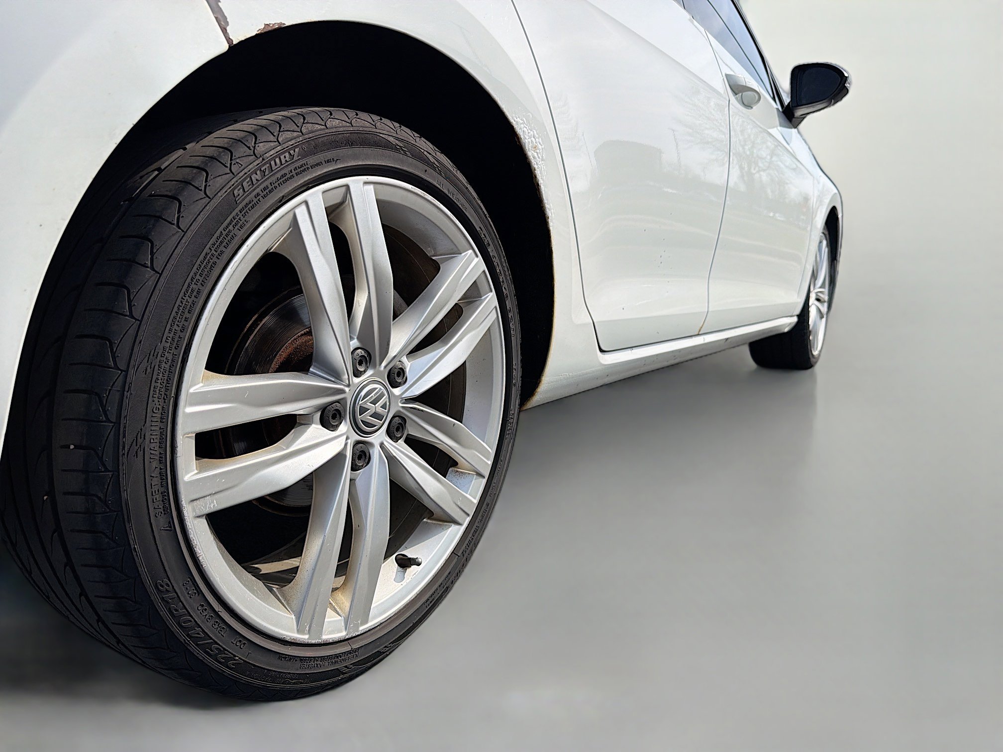 Used 2015 Volkswagen Golf TDI SEL image 14