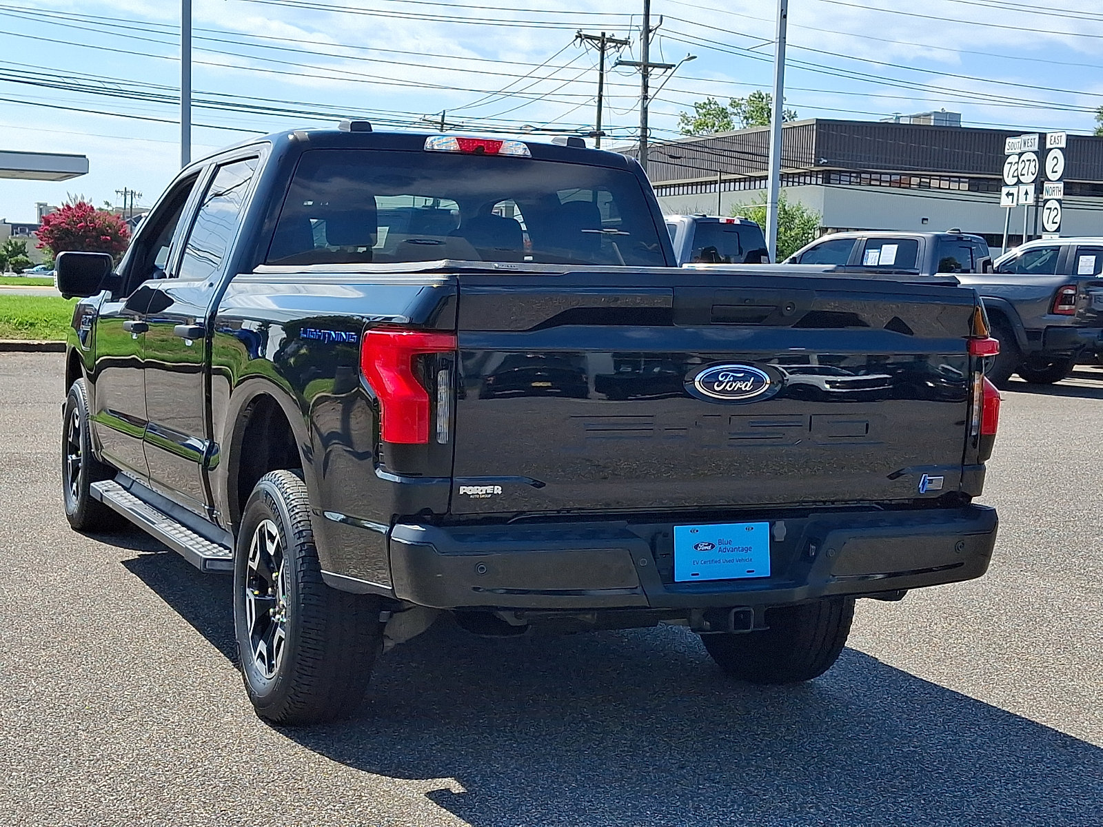 Certified 2023 Ford F150 Lightning XLT AWD/4WD image 8