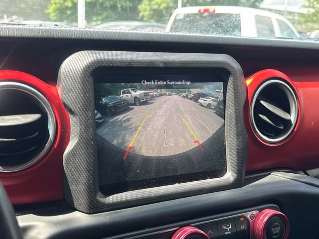 Used 2018 Jeep Wrangler Unlimited Rubicon w/ Dual Top Group AWD/4WD image 21