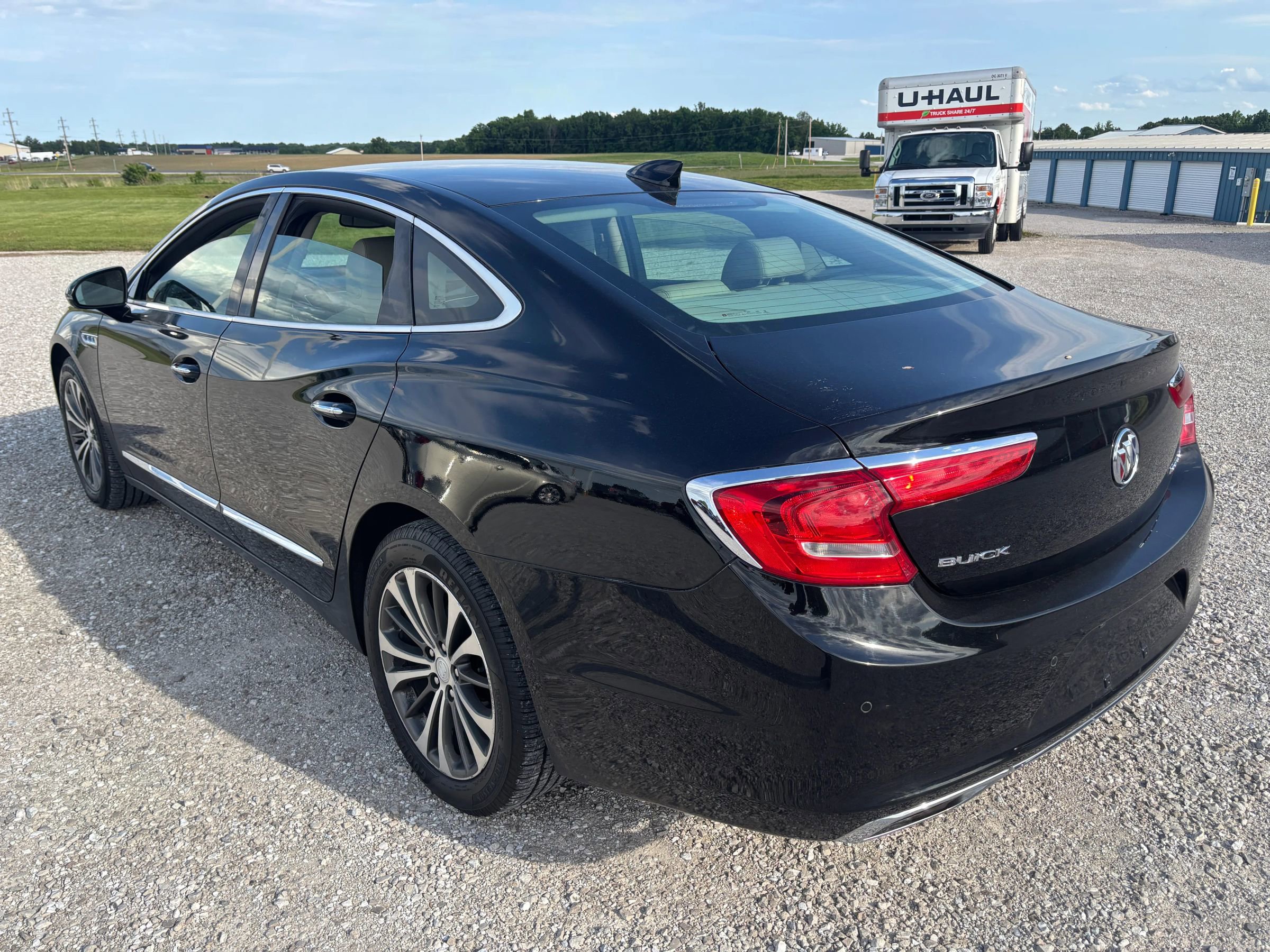 Used 2017 Buick LaCrosse Preferred FWD image 5
