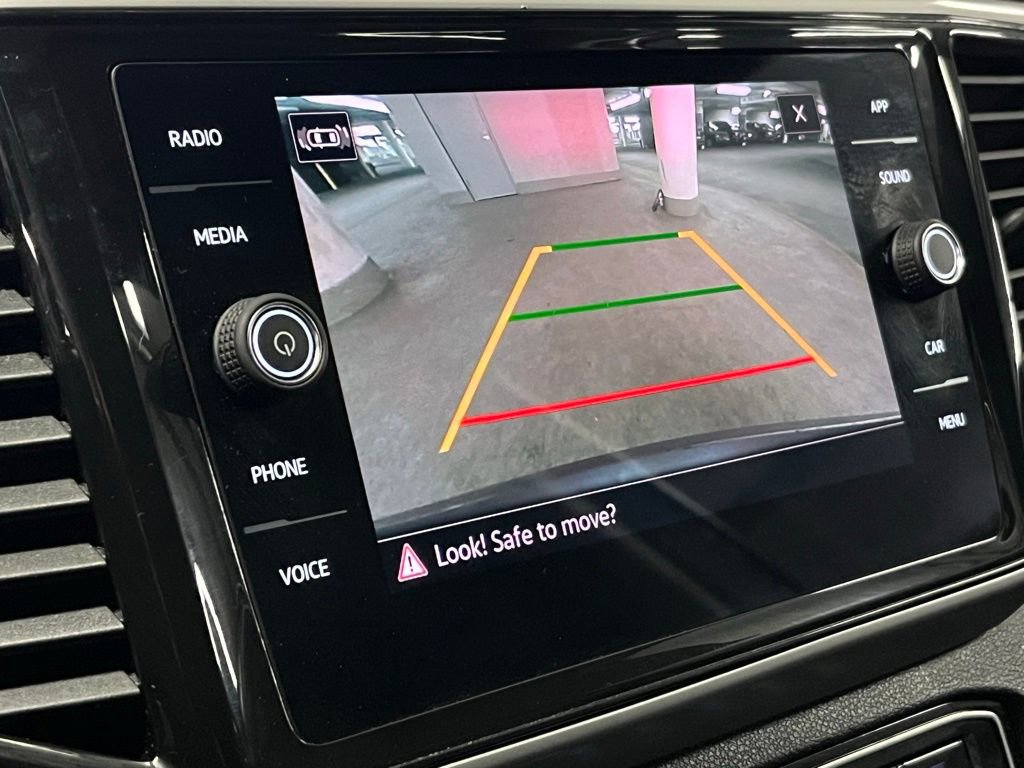 Certified 2023 Volkswagen Atlas SE w/ Black Wheel Package AWD/4WD image 30