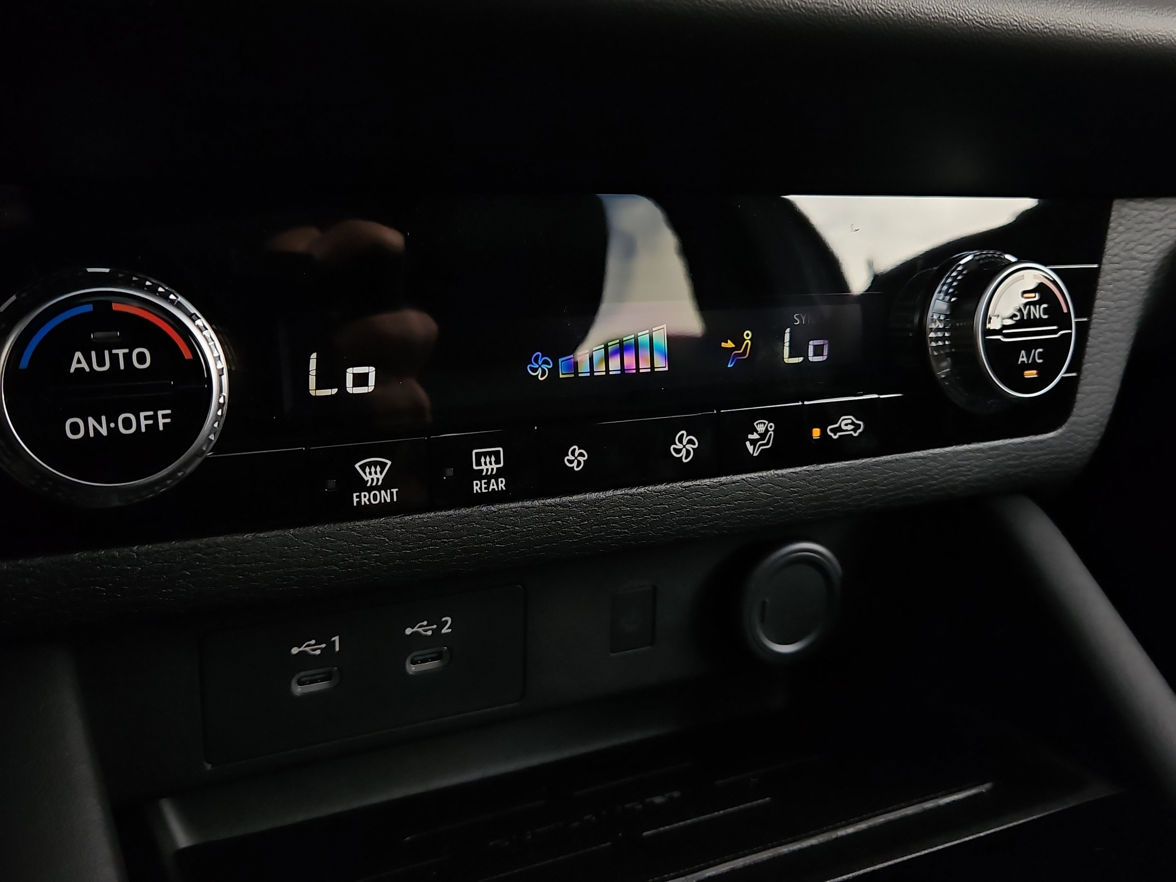 New 2025 Mitsubishi Outlander SE image 16