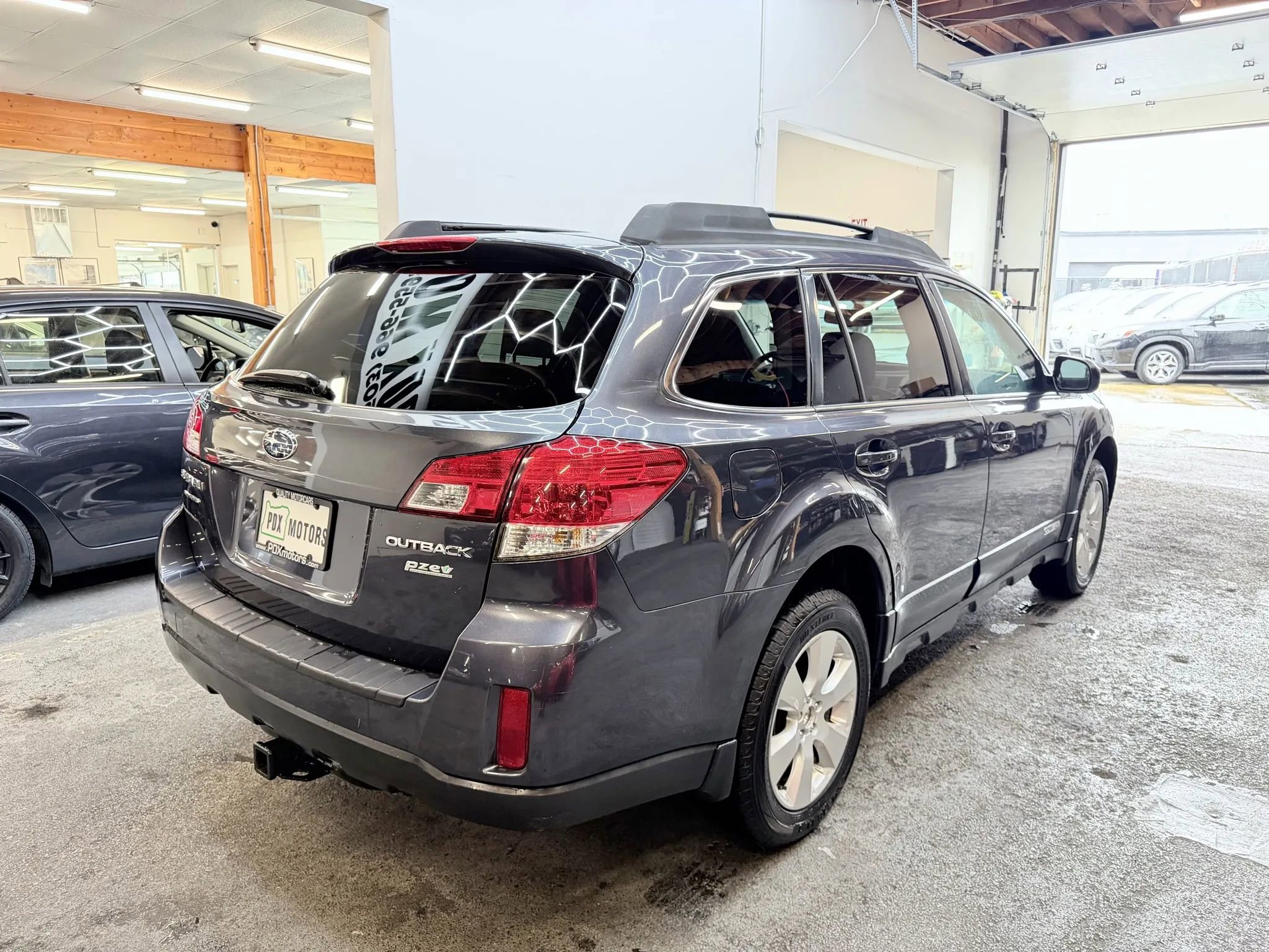 Used 2012 Subaru Outback 2.5i Premium image 3