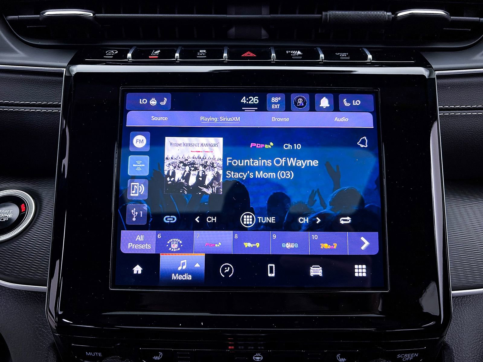 Used 2025 Jeep Grand Cherokee L Altitude AWD/4WD image 21
