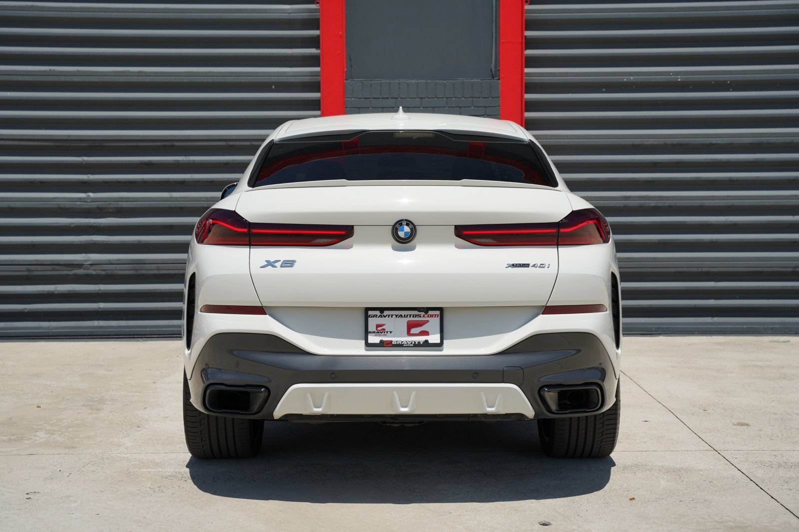 Used 2023 BMW X6 xDrive40i w/ M Sport Package AWD/4WD image 14