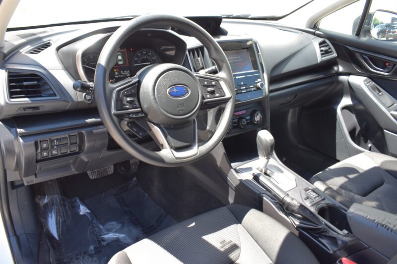 Used 2017 Subaru Impreza 2.0i Premium AWD/4WD image 3
