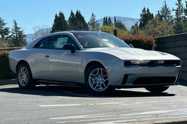 New 2025 Dodge Charger Daytona R/T w/ Quick Order Package 25M R/T image 2