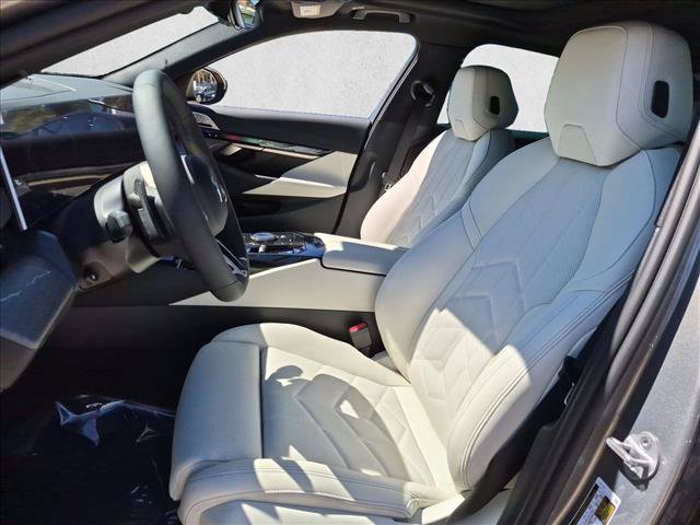New 2027 BMW 530i w/ M Sport Package RWD image 4