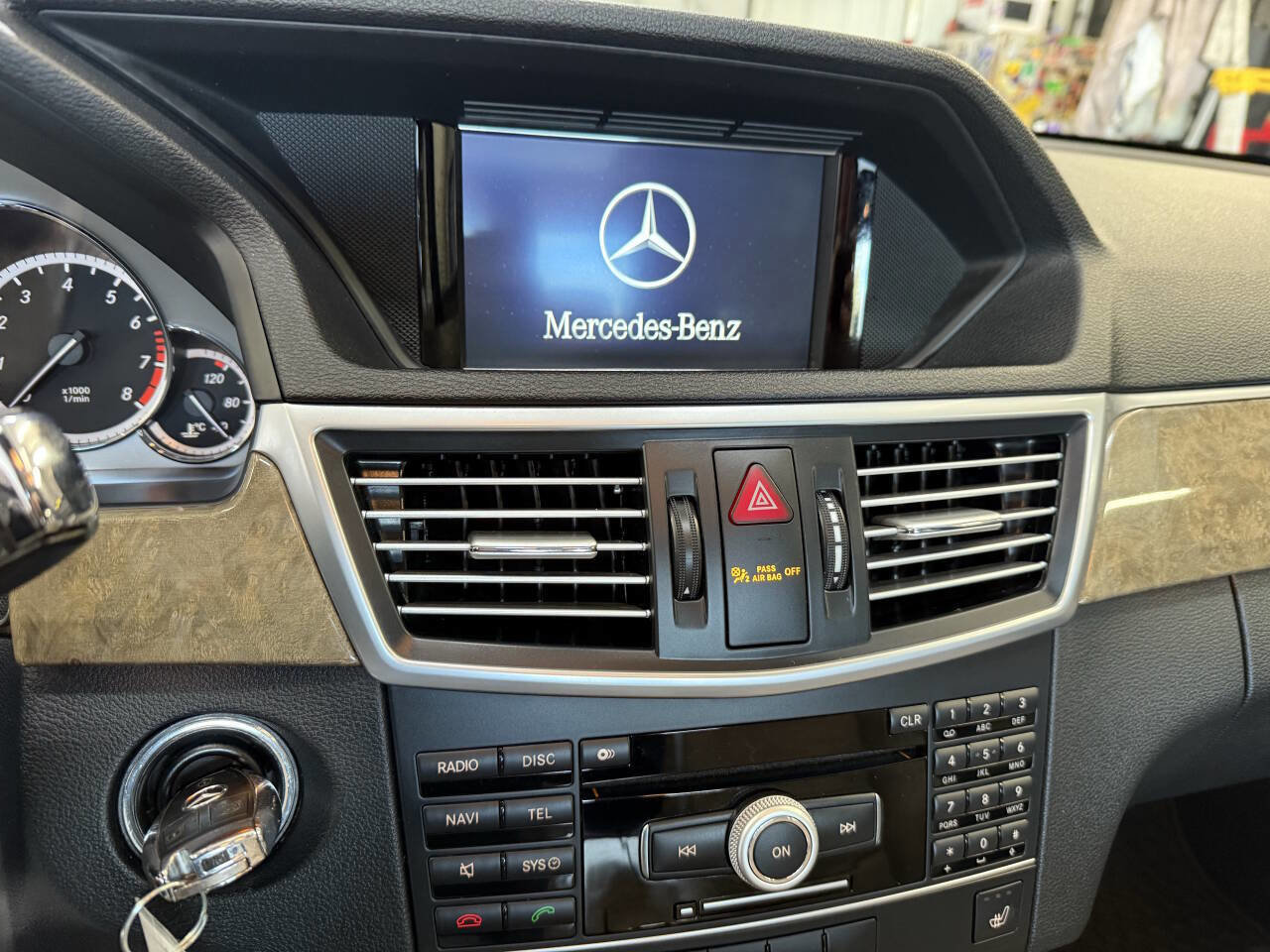 Used 2011 Mercedes-Benz E 350 Sedan image 10