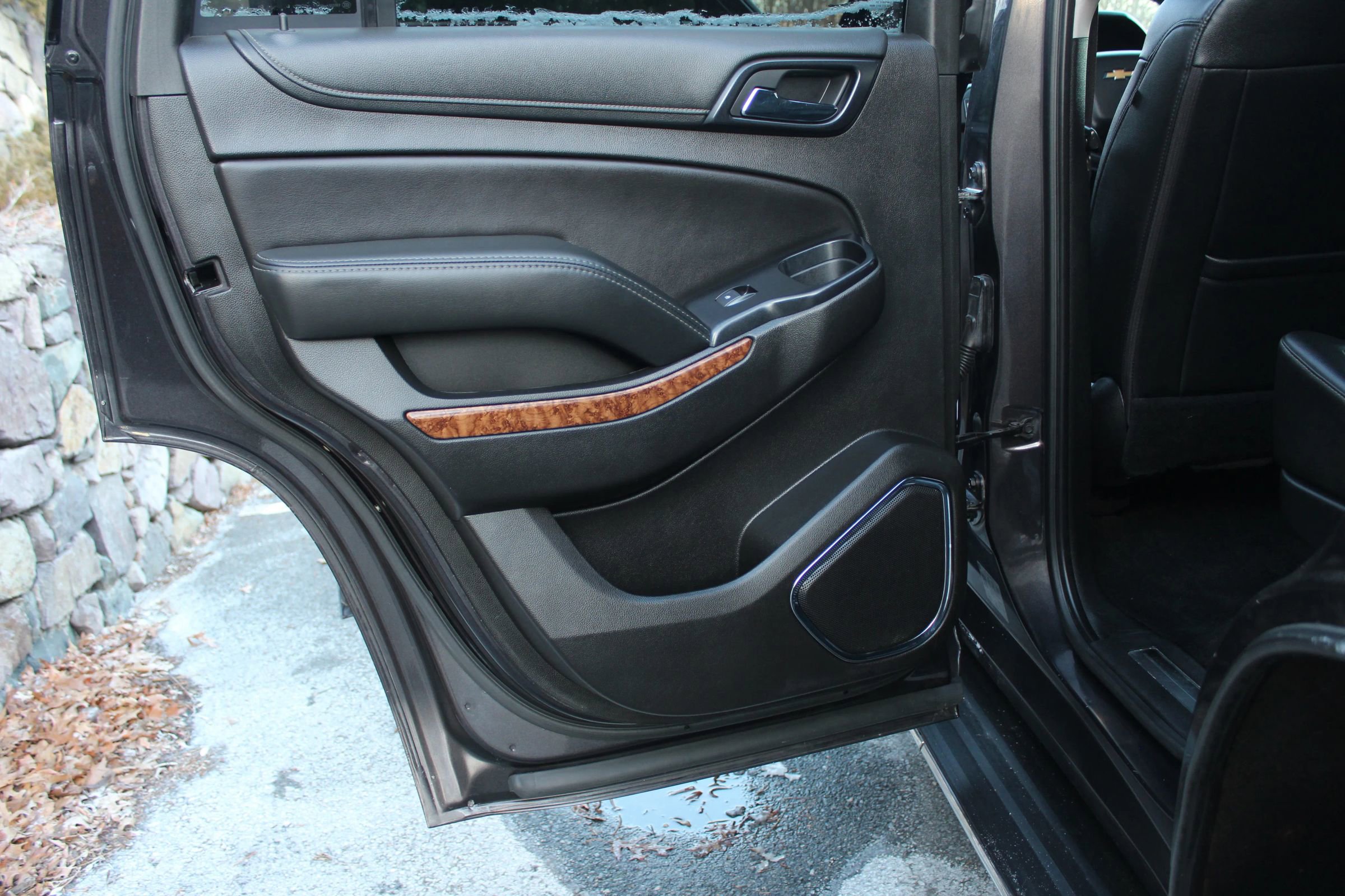 Used 2018 Chevrolet Tahoe Premier AWD/4WD image 15