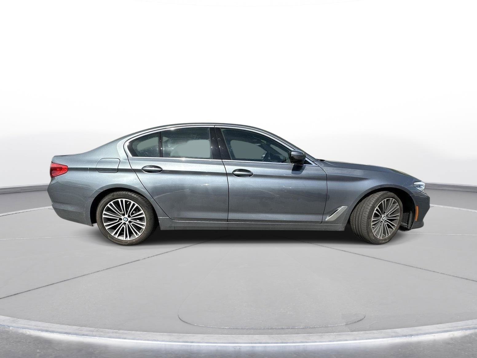 Used 2019 BMW 530i xDrive AWD/4WD image 5