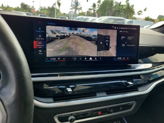 Used 2024 BMW X7 M60i w/ Executive Package AWD/4WD image 36