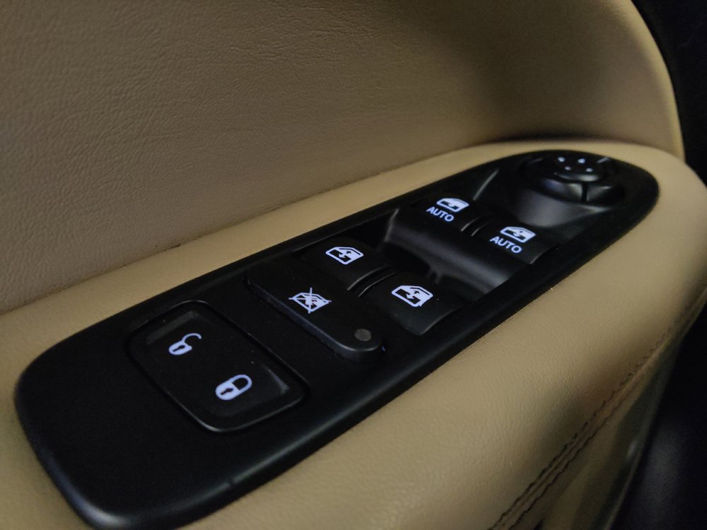 Used 2019 Jeep Compass Sport FWD image 27