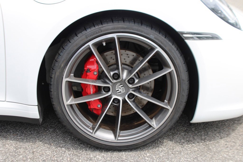 Used 2020 Porsche 911 Carrera S image 15