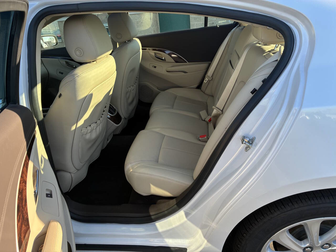 Used 2015 Buick LaCrosse Leather image 18