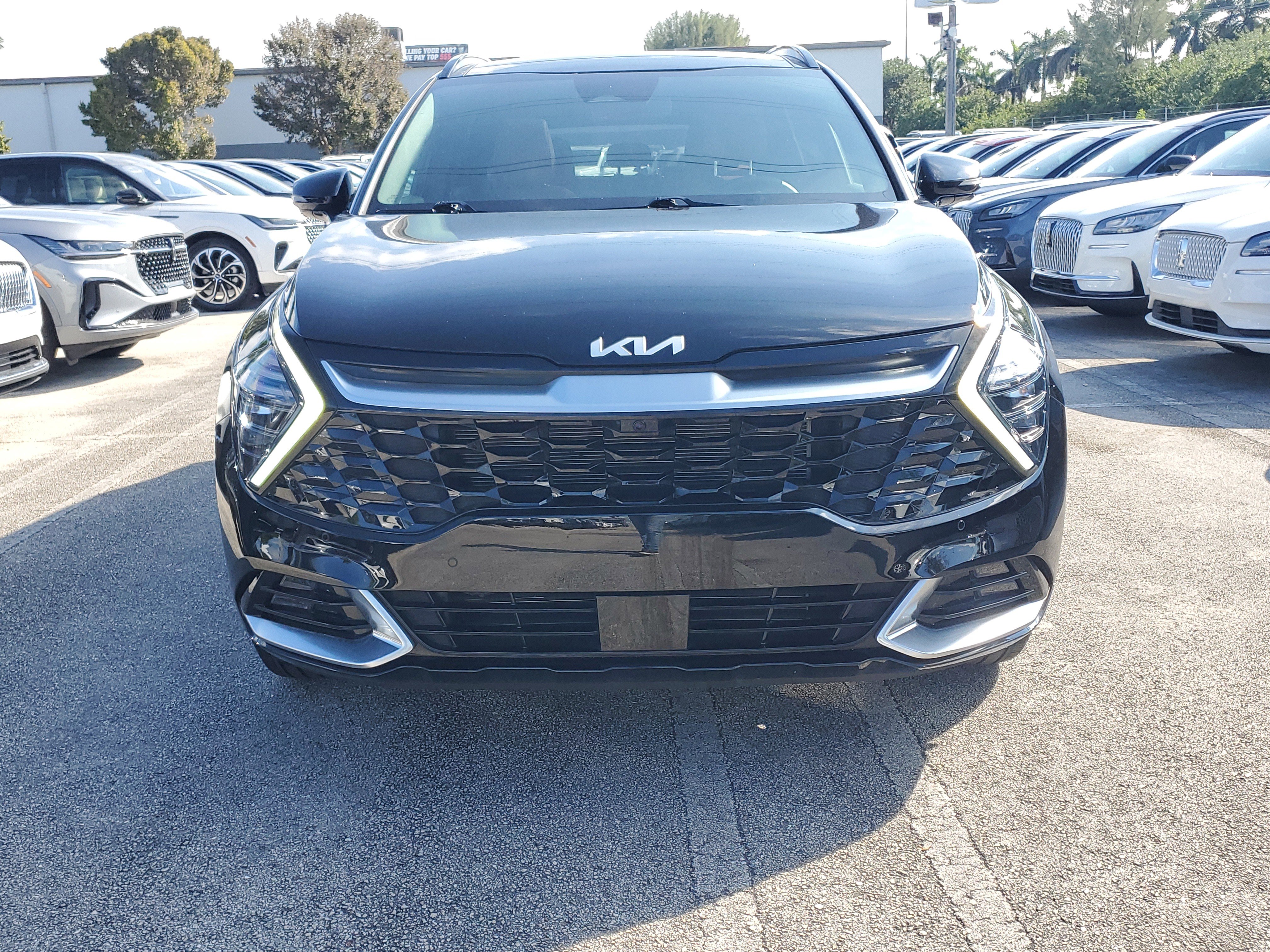 Used 2024 Kia Sportage SX image 2