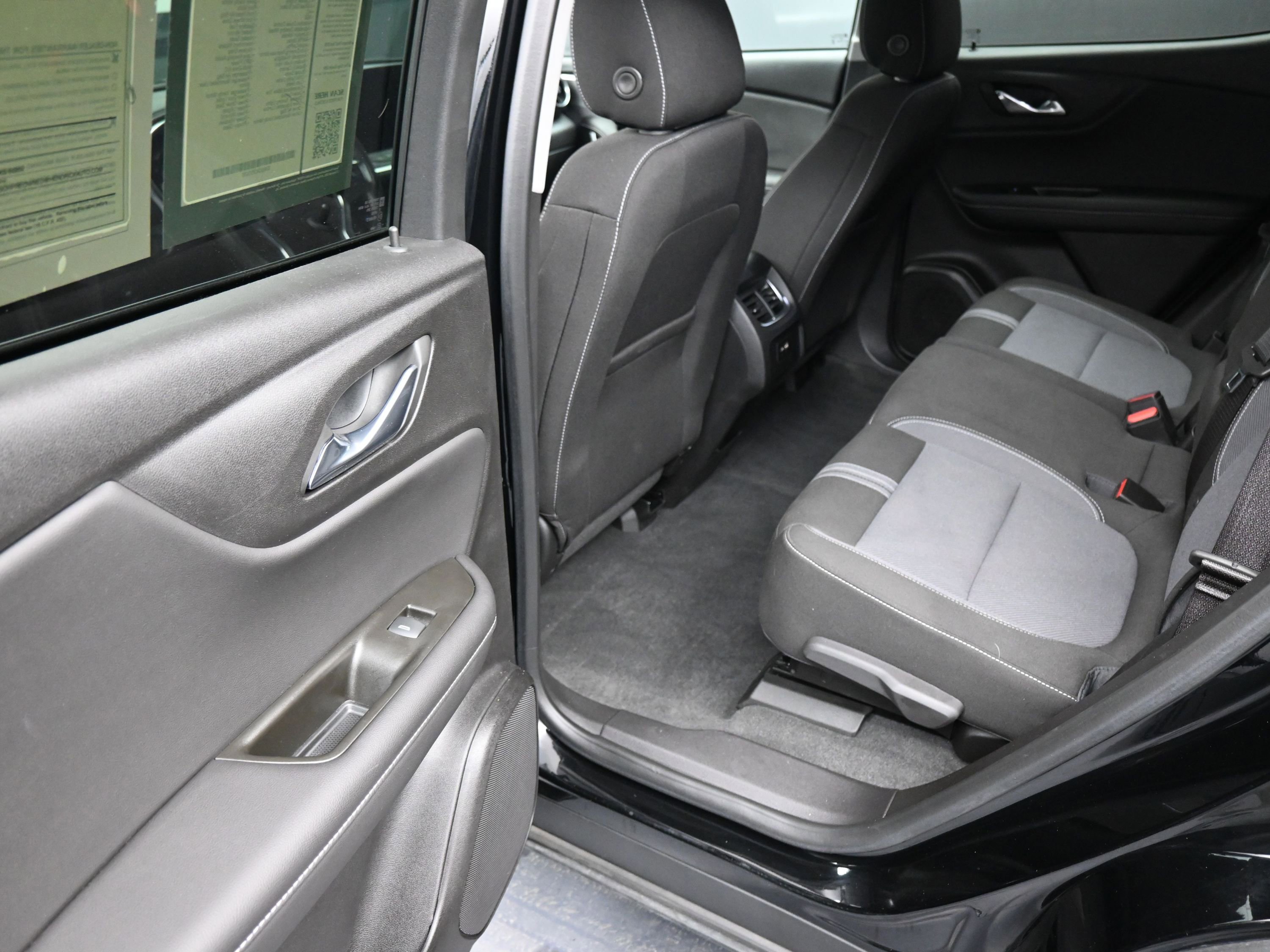 Certified 2024 Chevrolet Blazer LT w/ Convenience Package image 17