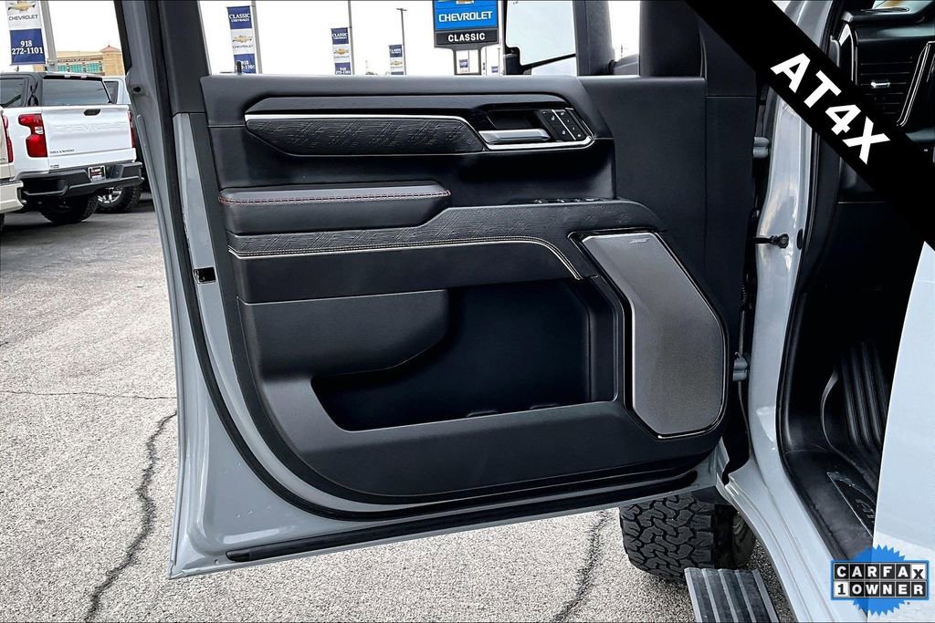 Used 2024 GMC Sierra 2500 AT4X image 20