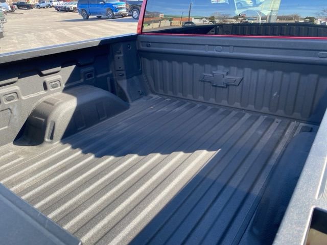Used 2025 Chevrolet Silverado 1500 LT Trail Boss w/ Dark Appearance Package image 13
