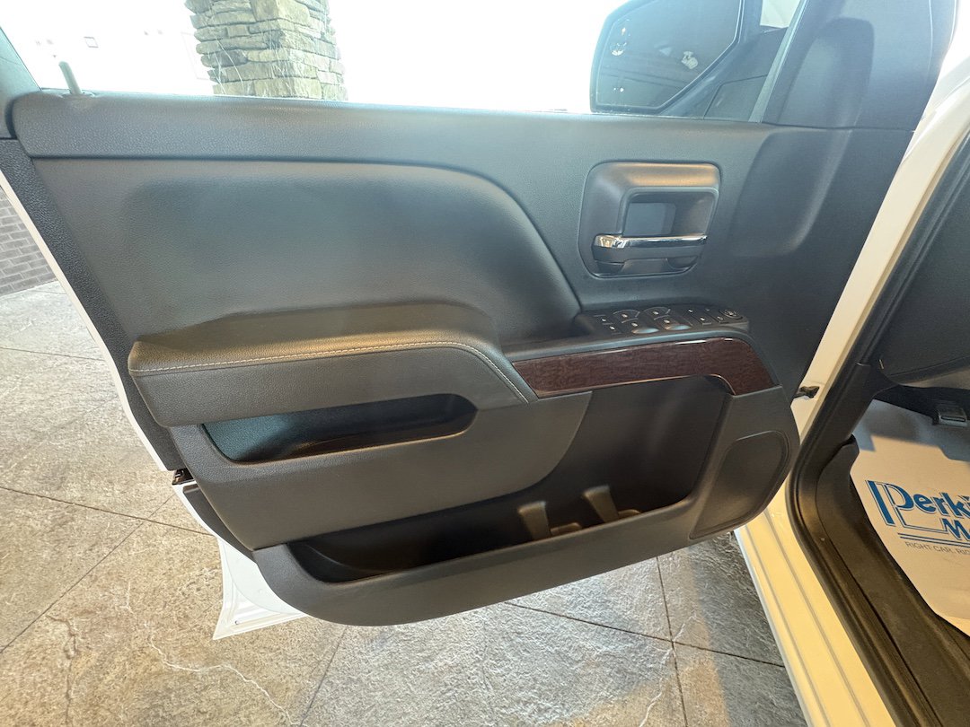 Used 2018 GMC Sierra 1500 SLE w/ SLE Value Package image 17