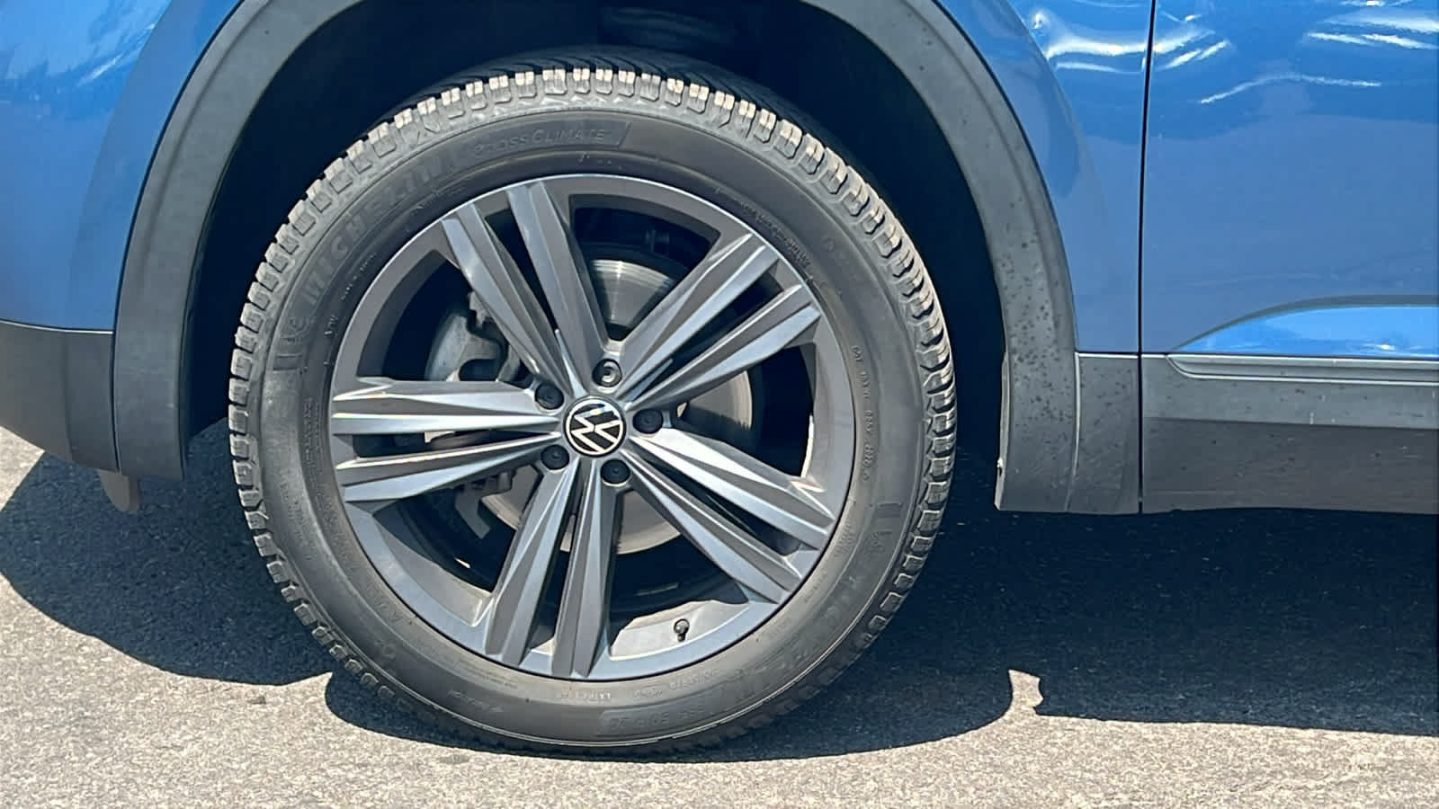 Used 2020 Volkswagen Atlas Cross Sport SE AWD/4WD image 9