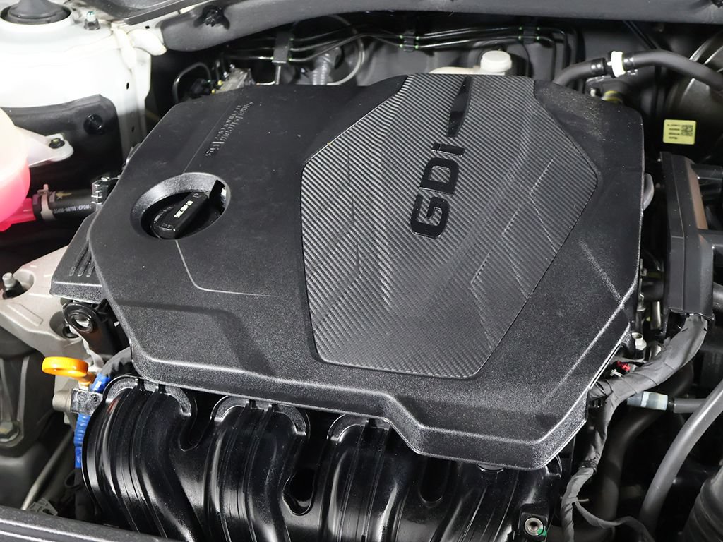 Used 2022 Hyundai Santa Fe XRT FWD image 16
