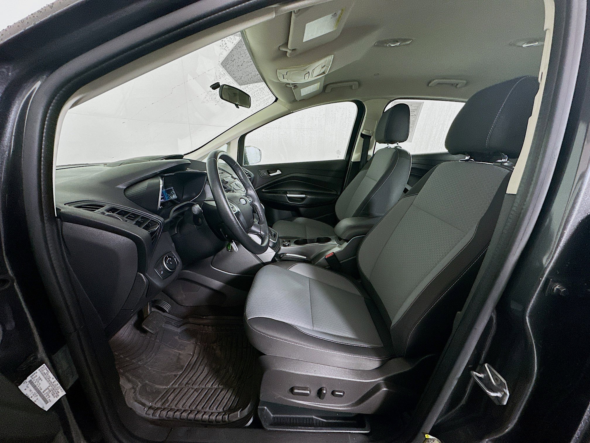 Used 2017 Ford C-MAX SE image 13