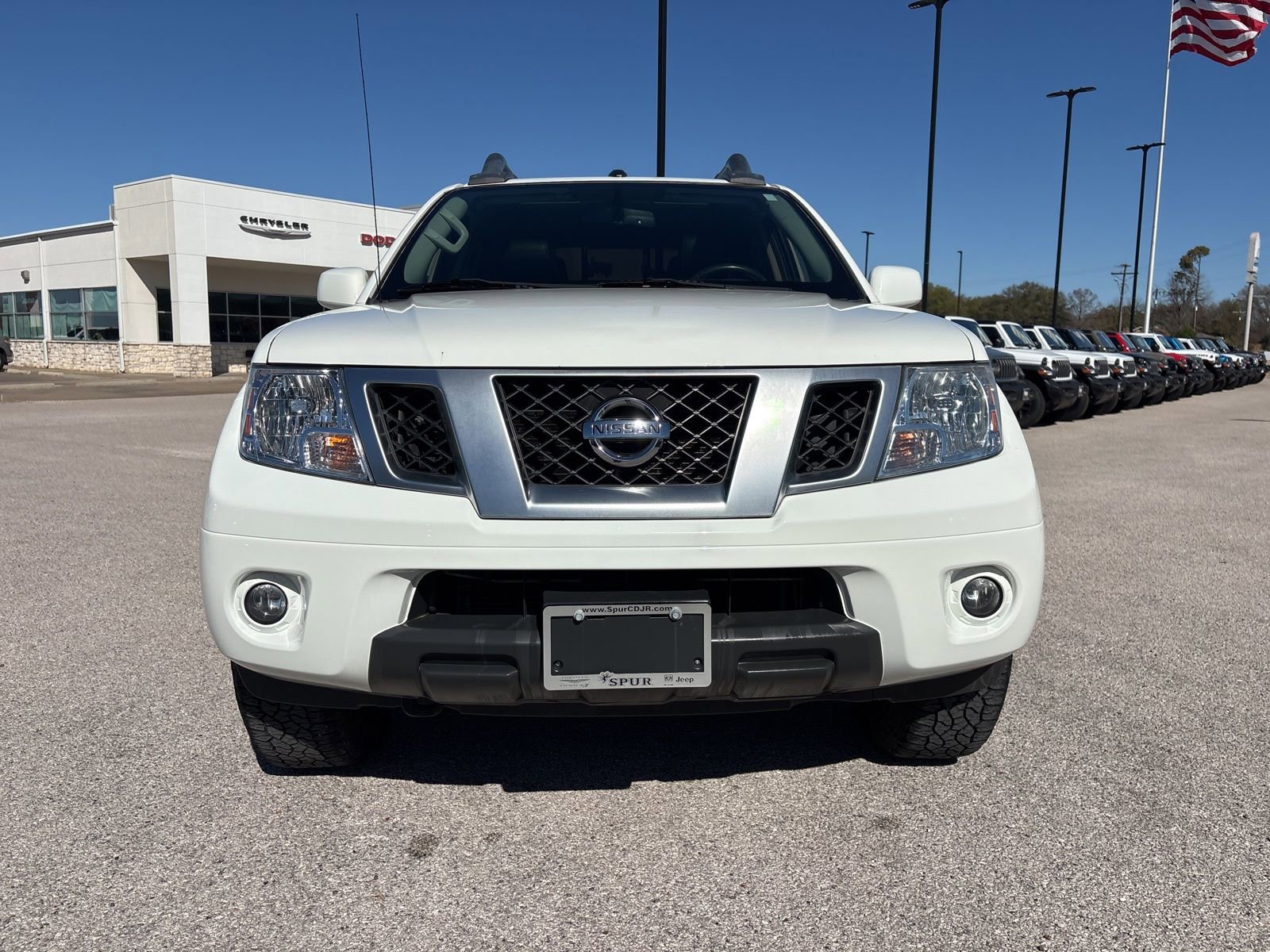 Used 2019 Nissan Frontier PRO-4X w/ Pro-4x Luxury Package image 9