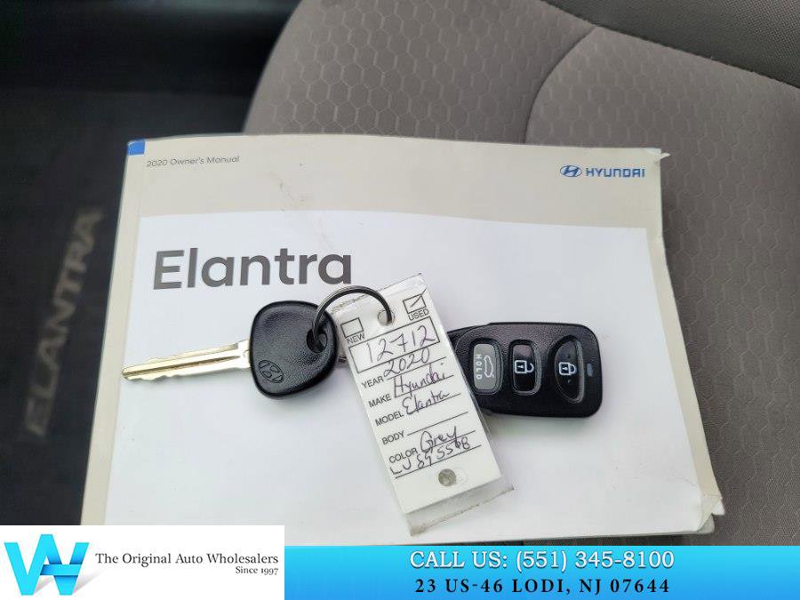 Used 2020 Hyundai Elantra SEL image 21