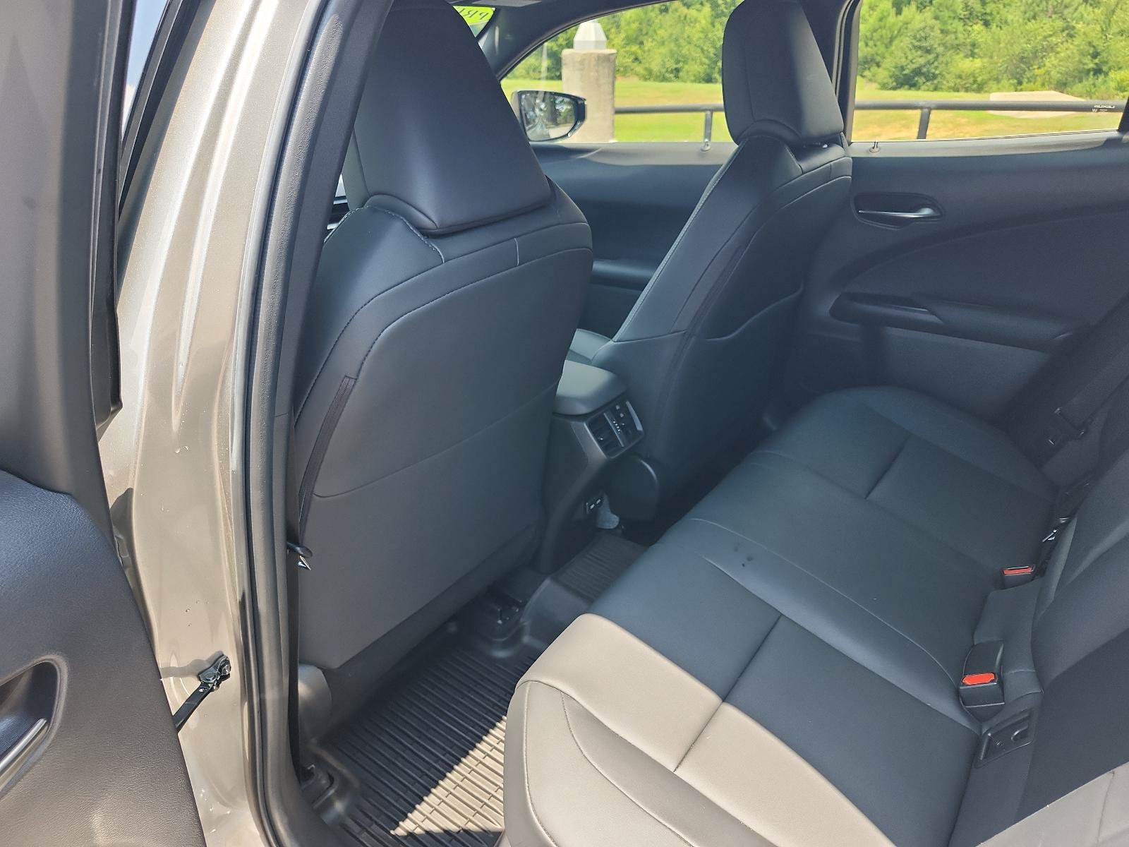 Used 2022 Lexus UX 250h w/ Premium Package AWD/4WD image 12