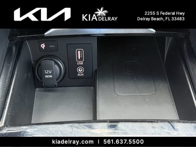 Used 2017 Kia Cadenza Technology FWD image 23