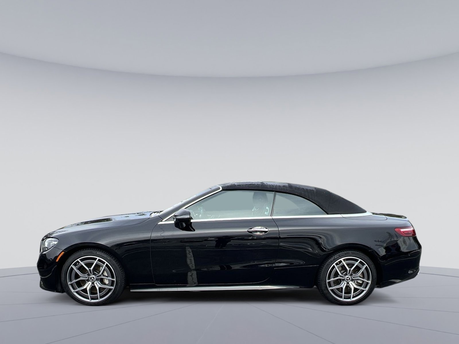 Used 2023 Mercedes-Benz E 450 4MATIC Cabriolet image 6