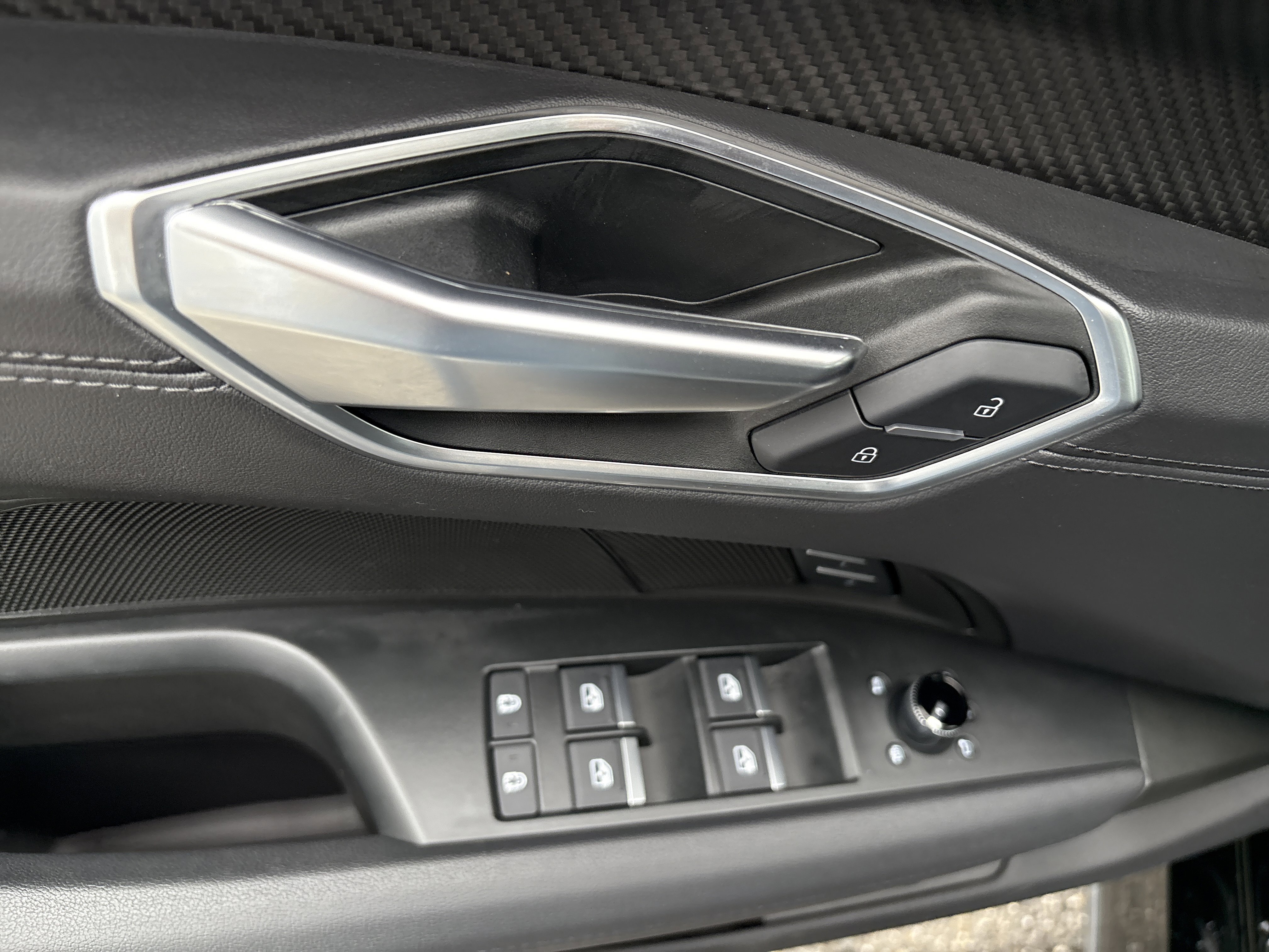 Certified 2023 Audi e-tron GT Premium Plus image 7