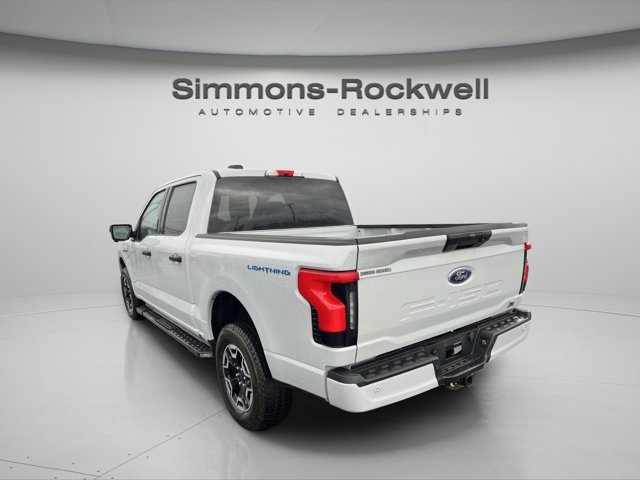 Certified 2023 Ford F150 Lightning XLT AWD/4WD image 5