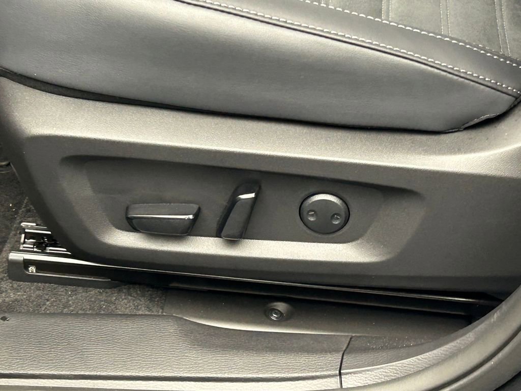 New 2026 Mitsubishi Outlander SE FWD image 15