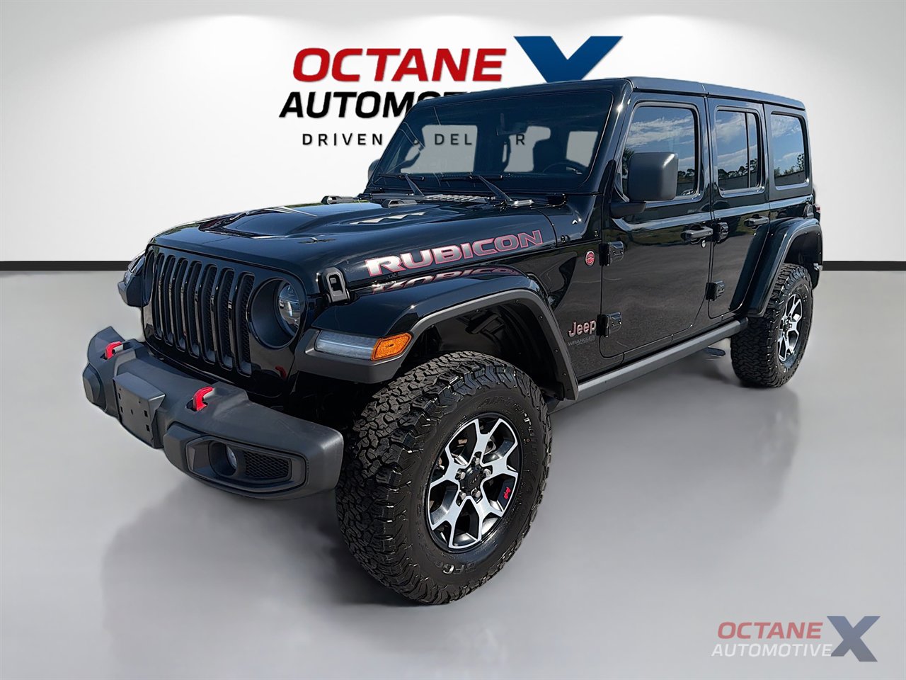 Used 2022 Jeep Wrangler Unlimited Rubicon w/ Dual Top Group AWD/4WD image 3