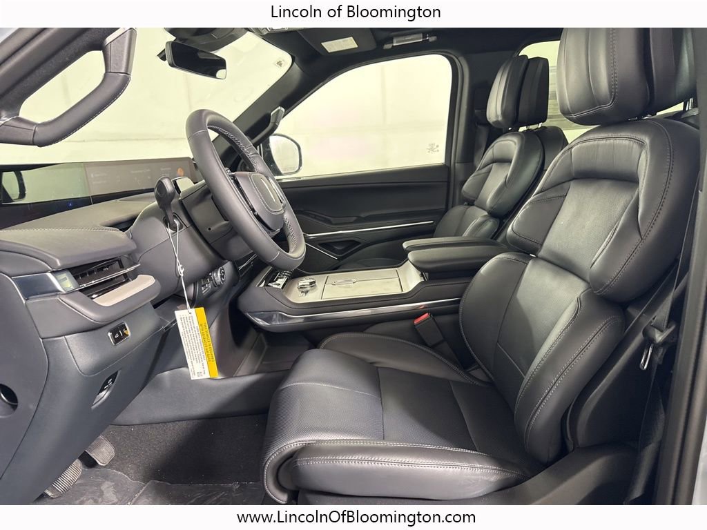 New 2025 Lincoln Navigator L Reserve w/ Jet Appearance Package image 27