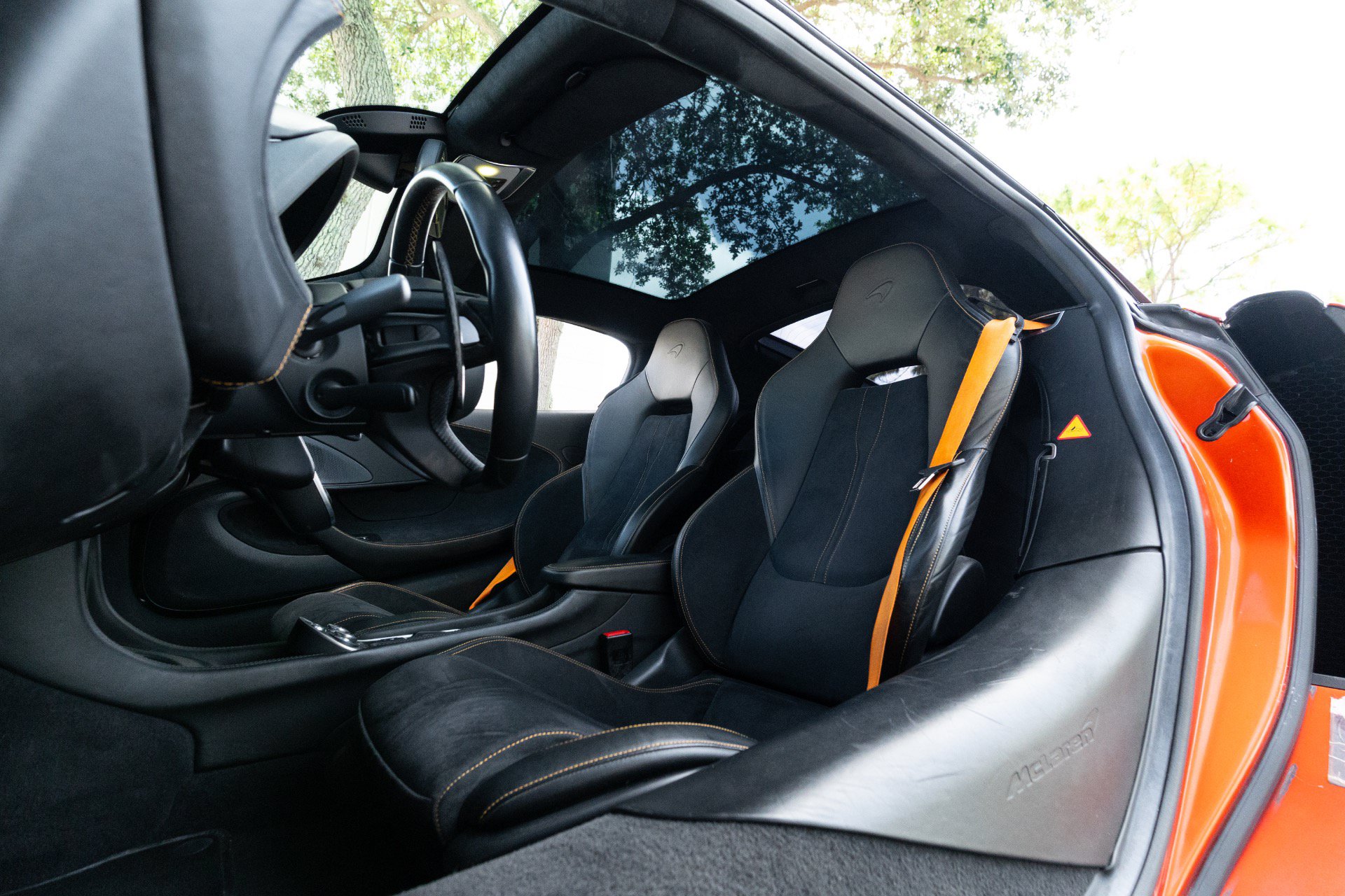Used 2018 McLaren 570S RWD image 49