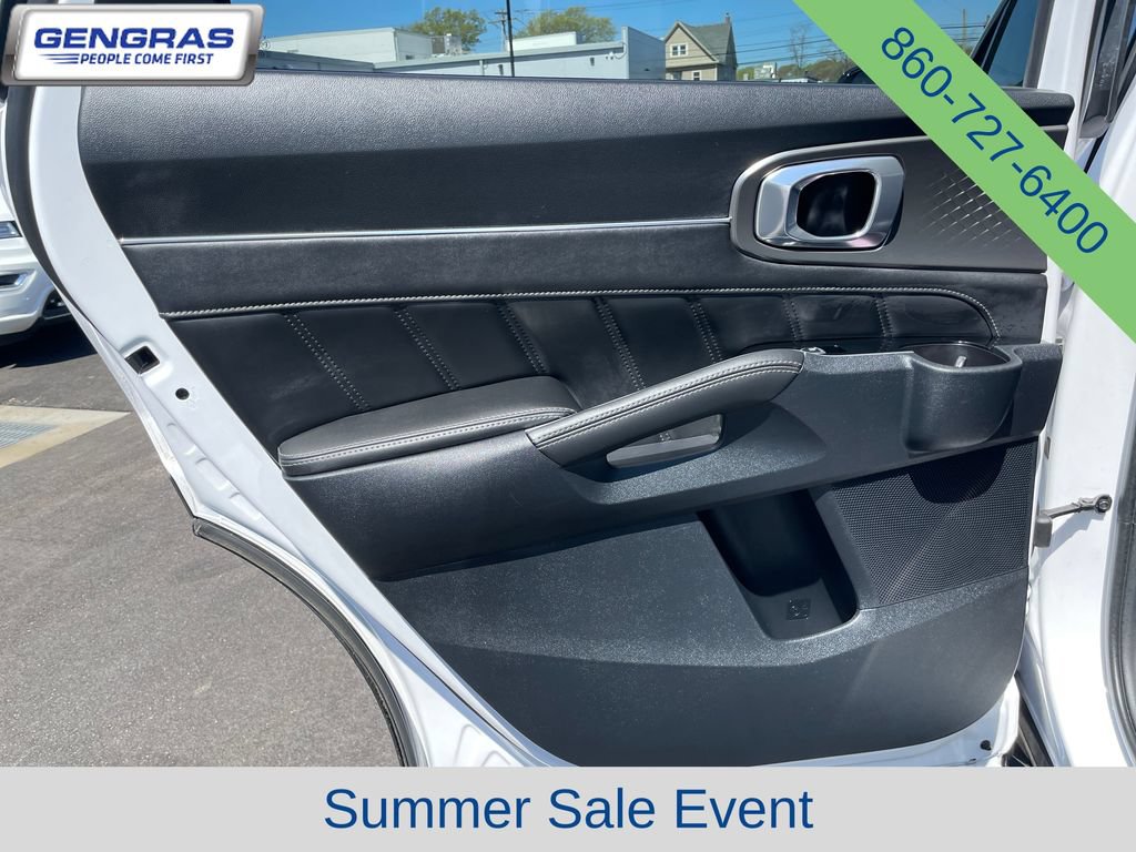 Used 2023 Kia Sorento SX AWD/4WD image 31
