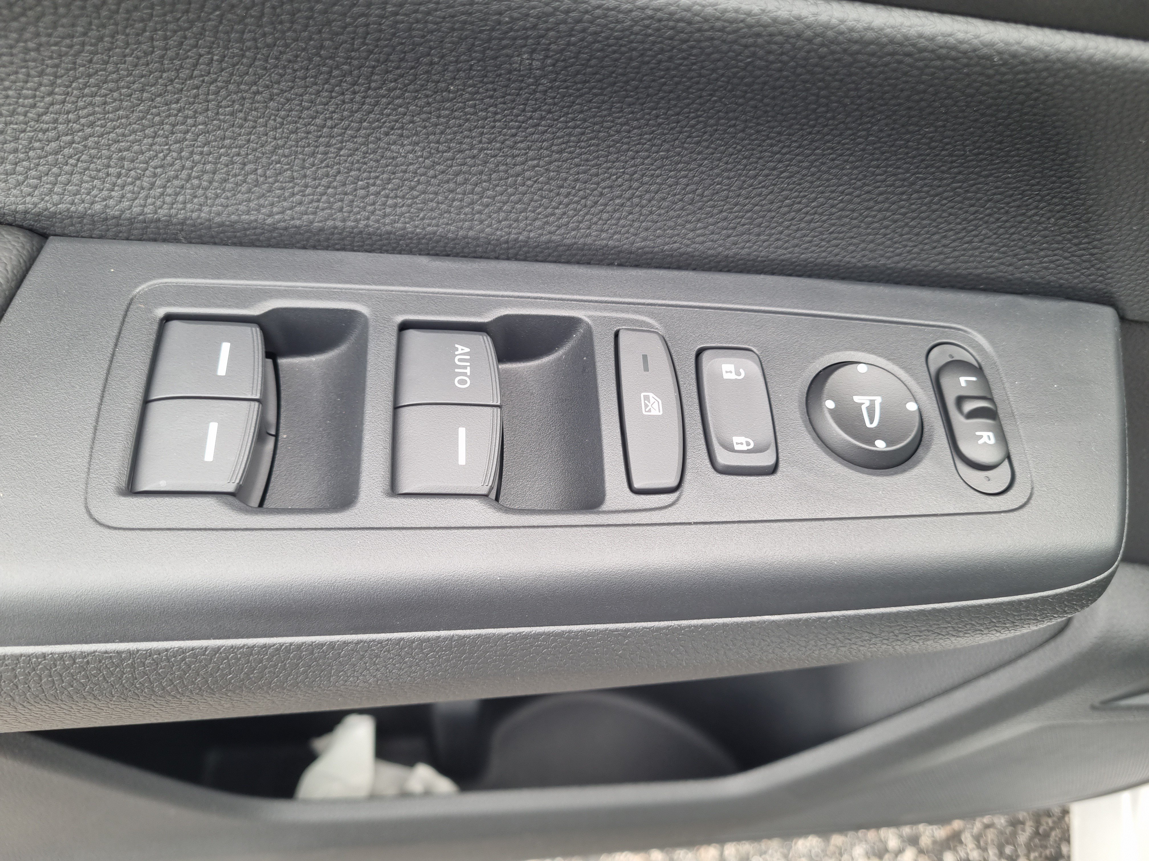 New 2026 Honda CR-V LX image 25