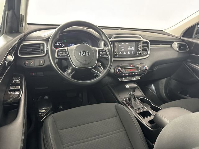 Used 2020 Kia Sorento LX w/ LX I4 Convenience Package image 24
