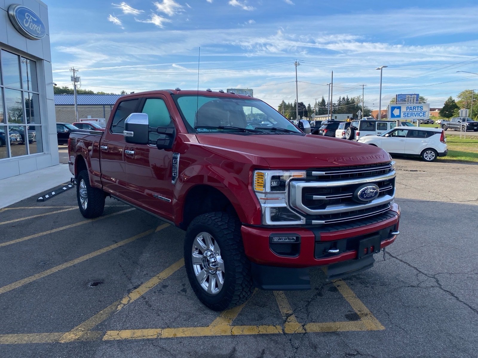 Used 2021 Ford F350 Platinum w/ FX4 Off-Road Package AWD/4WD image 8