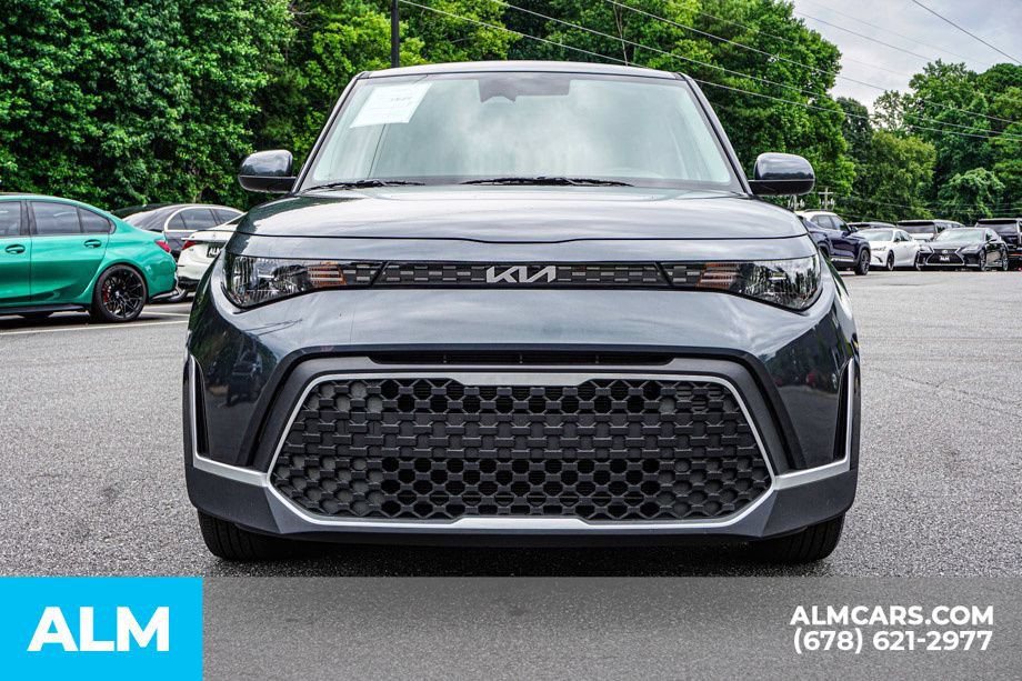 Used 2025 Kia Soul LX w/ LX Technology Package FWD image 9
