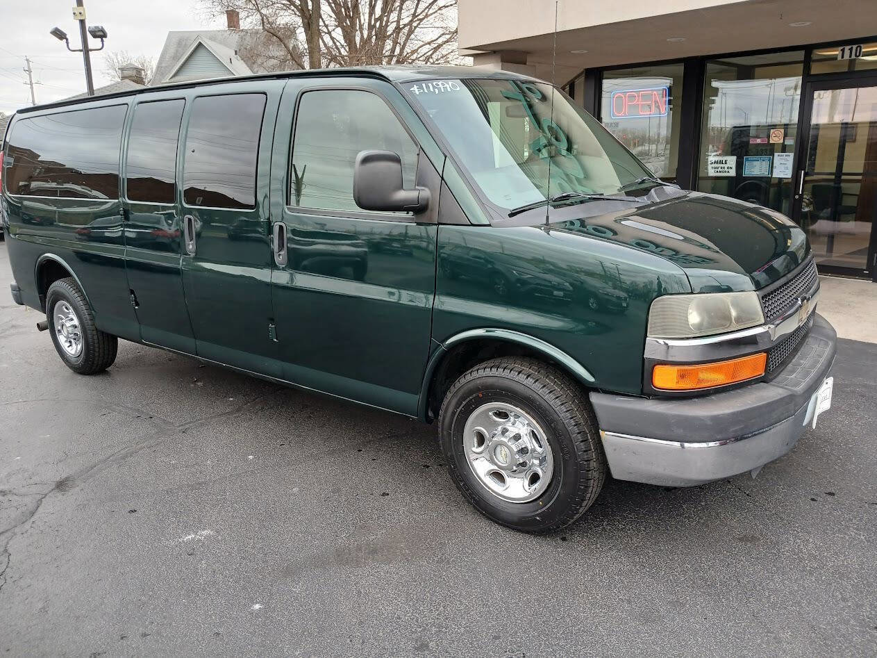 Used 2011 Chevrolet Express 3500 LT w/ LT Preferred Equipment Group