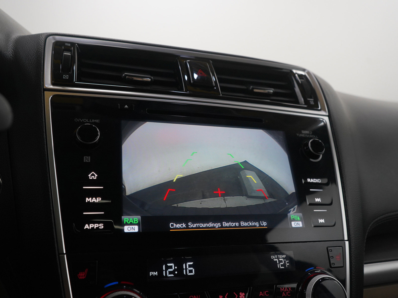 Used 2018 Subaru Outback 3.6R Limited image 29