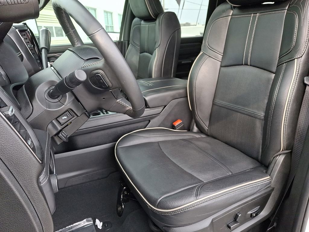 Used 2024 RAM 3500 Limited w/ Night Edition image 17