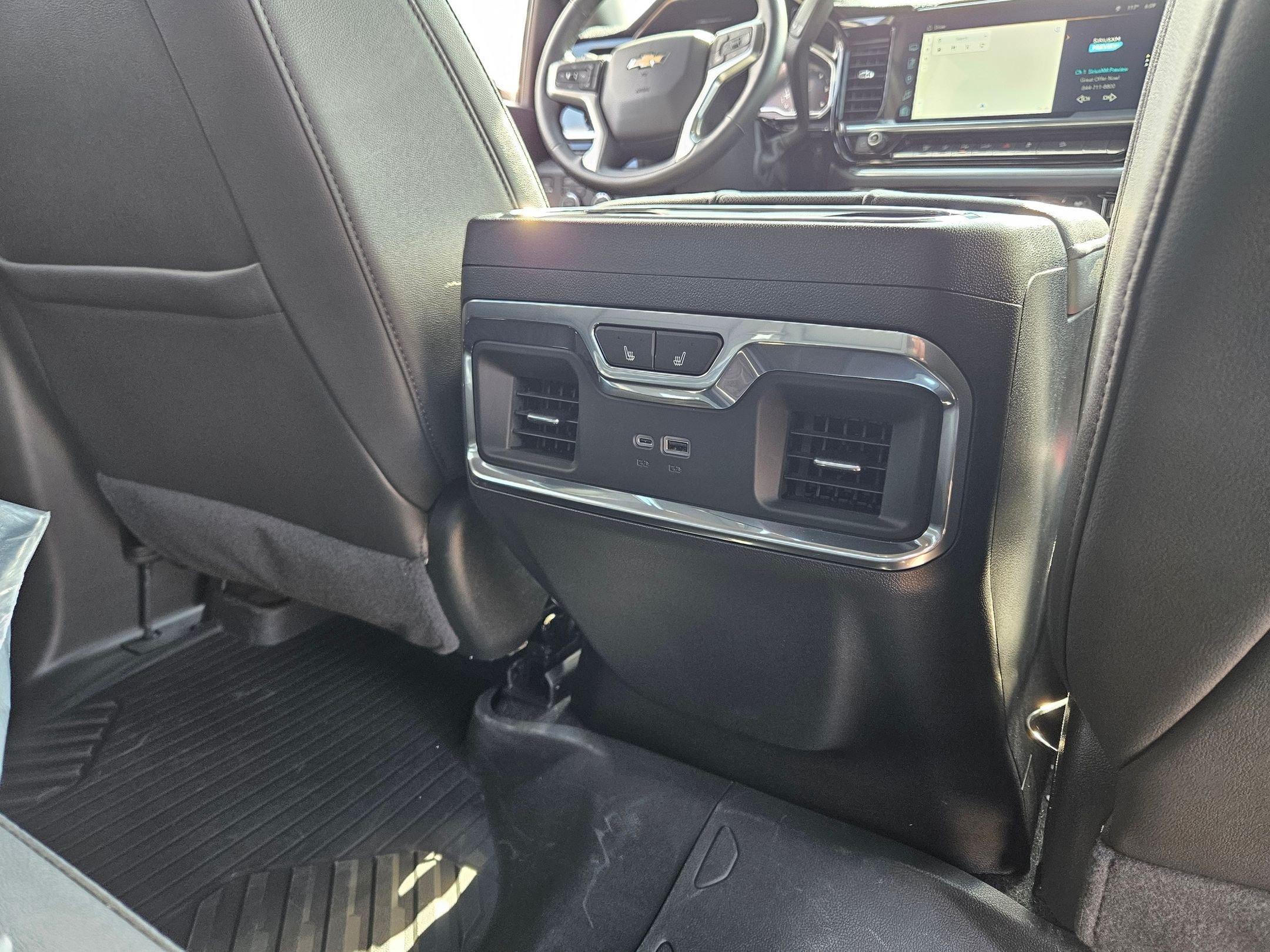 Certified 2024 Chevrolet Silverado 2500 LTZ w/ LTZ Premium Package AWD/4WD image 24