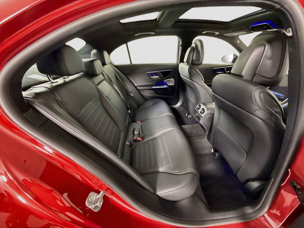 Used 2025 Mercedes-Benz C 300 Sedan image 22