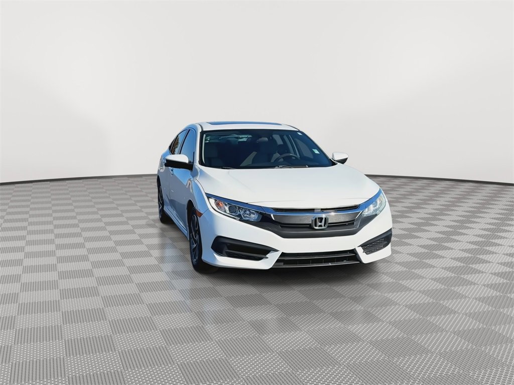 Used 2018 Honda Civic EX image 3